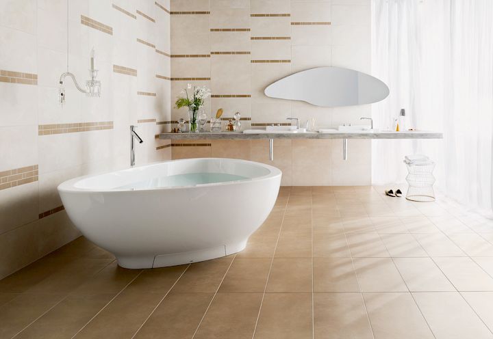 Badezimmer mit keramischen Fliesen, Keramik Orion AG & Co. KG